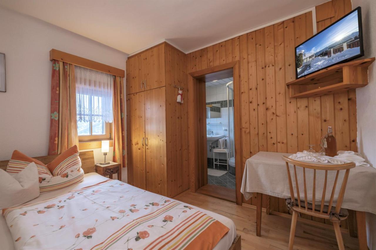 Pension Bauernhof Baumgartner Stanahof Fresach Exterior foto